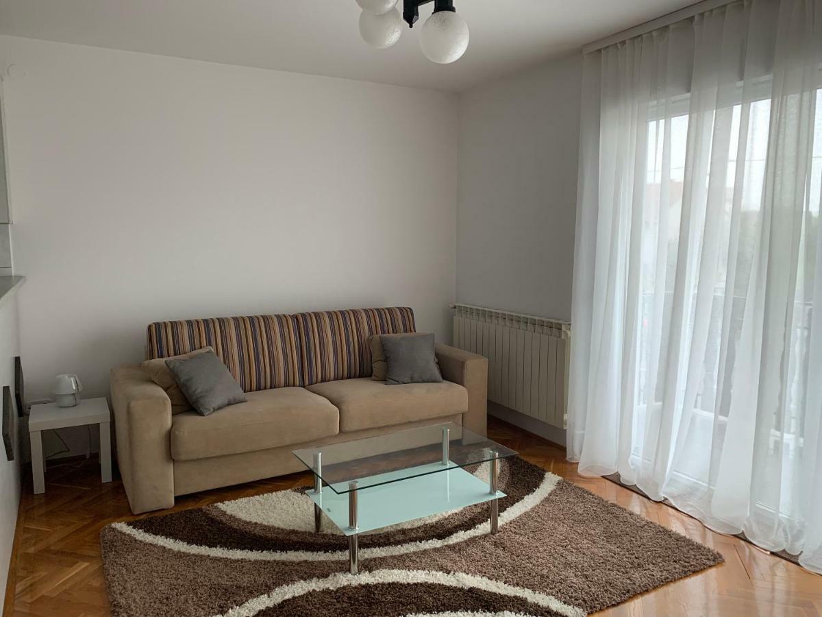 Apartman Madape Сесвете Екстер'єр фото